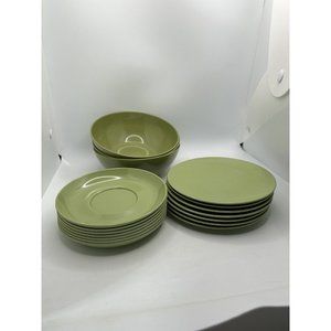 Melamine Olive Green 3bowls-7saucers-7-bread Plates Lot Of 17 Unbranded Vintage